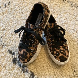 Steve Madden sneakers